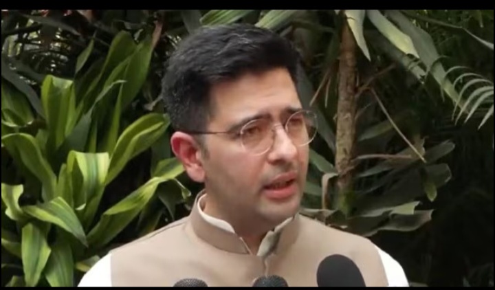 पंजाब के मंत्री संजीव अरोड़ा पर ईडी की छापेमारी को लेकर राज्यसभा सांसद और बीजेपी नेता राघव चड्ढा ने प्रतिक्रिया दी