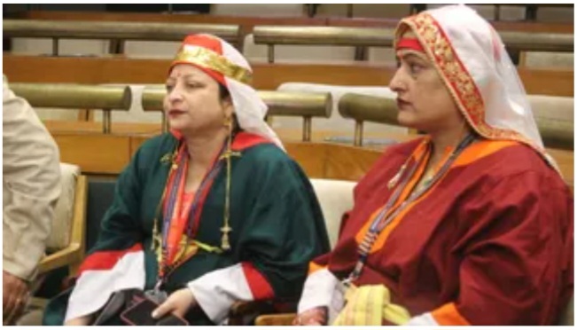 36 वर्षों बाद  कश्मीरी पण्डित अपनी मातृभूमि लौटे