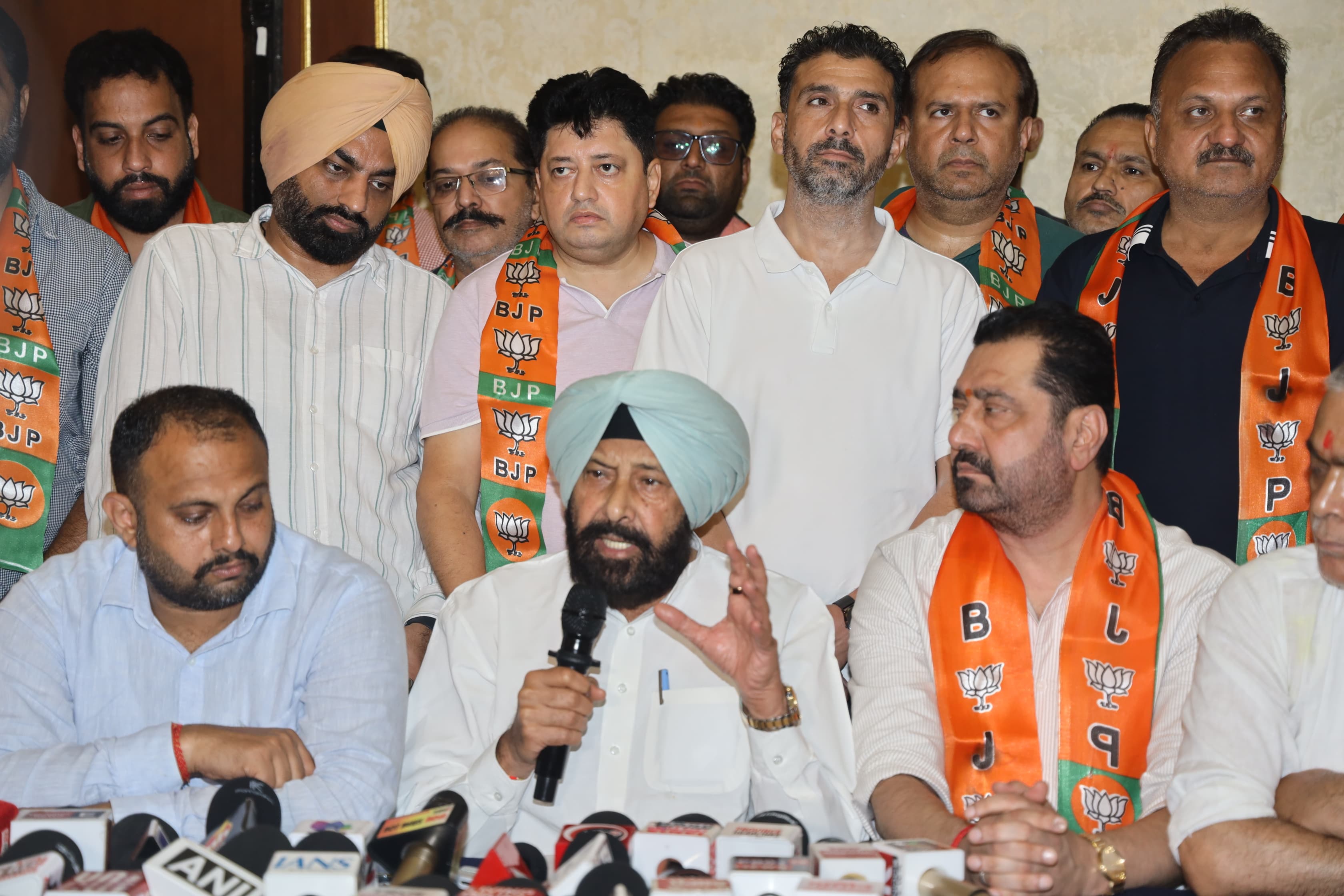 दिल्ली का 'नकली ईमानदारी मॉडल' अब पंजाब में भी फेल -  ईडी की रिपोर्ट ने खोली 'आप' की पोल - भाजपा