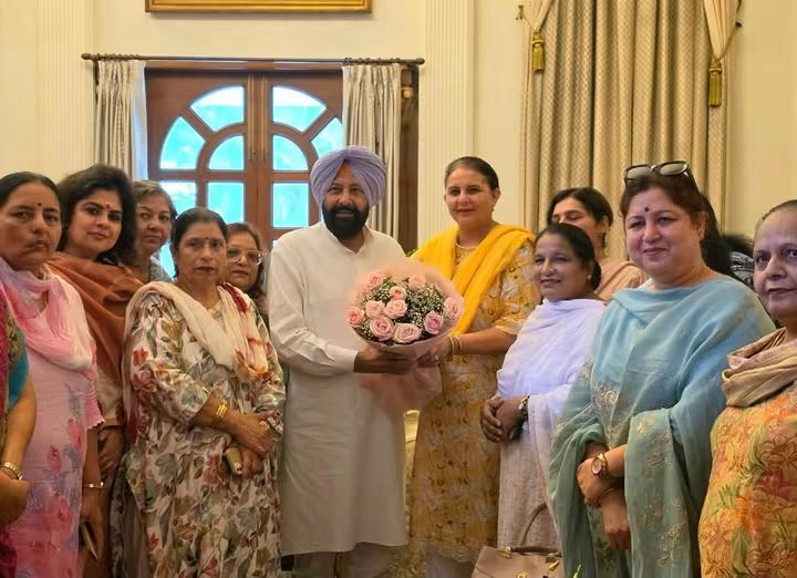 भाजपा पंजाब महिला मोर्चे की सदस्यों ने पंजाब प्रदेश प्रधान केवल सिंह ढिल्लो से मुलाकात की