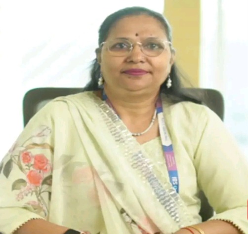 एक कामयाब महिला की कहानी - सफाई सेविका से सहायक जनरल मैनेजर तक का सफर