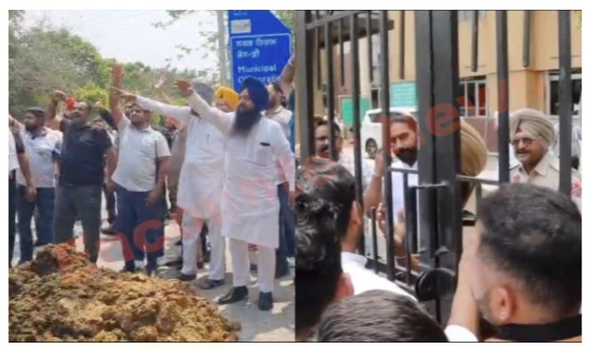 लुधियाना डायरी मालिकों का नगर निगम कार्यालय के बाहर धरना-प्रदर्शन
