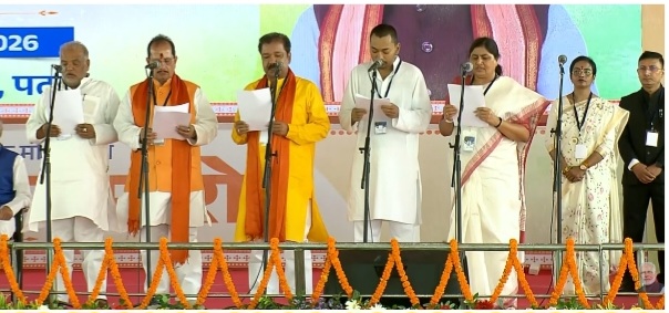 बिहार सम्राट चौधरी मंत्रिमंडल का विस्तार, 32 विधायकों ने ली मंत्री पद की शपथ