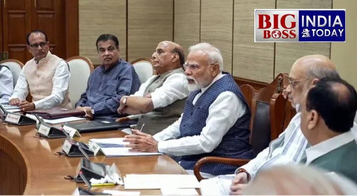 केंद्रीय सरकार के कई मंत्रियो कै कामकाज की हौ रही है समीक्षा
