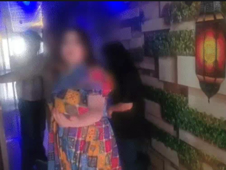 3 स्पा सेंटरों में पुलिस रेड, 6 थाई युवतियाँ 1 मैनेजर गिरफ्तार