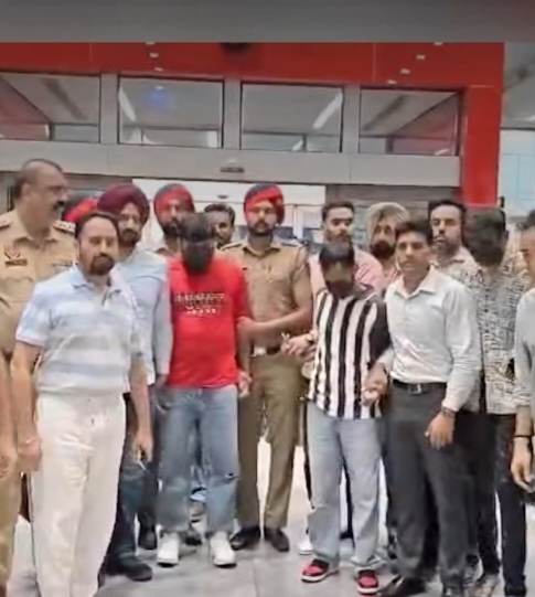 पंजाब पुलिस ने मलेशिया से देविंदर बंबीहा गैंग से जुड़े तीन वांछित आरोपियों को डिपोर्ट कराने में सफलता हासिल की