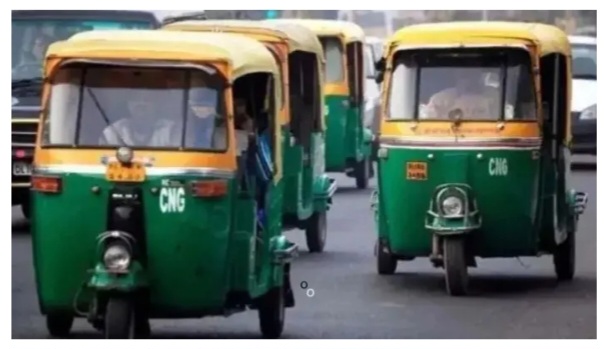 सी एन जी ऑटो दिल्ल एन सी आर में बंद करने की तैयारी में सरकार