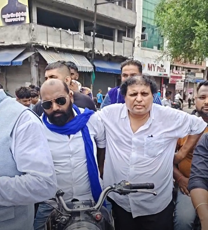 बरनाला में सफाई कर्मचारियों पर लाठीचार्ज के विरोध में पंजाब बंद रहा