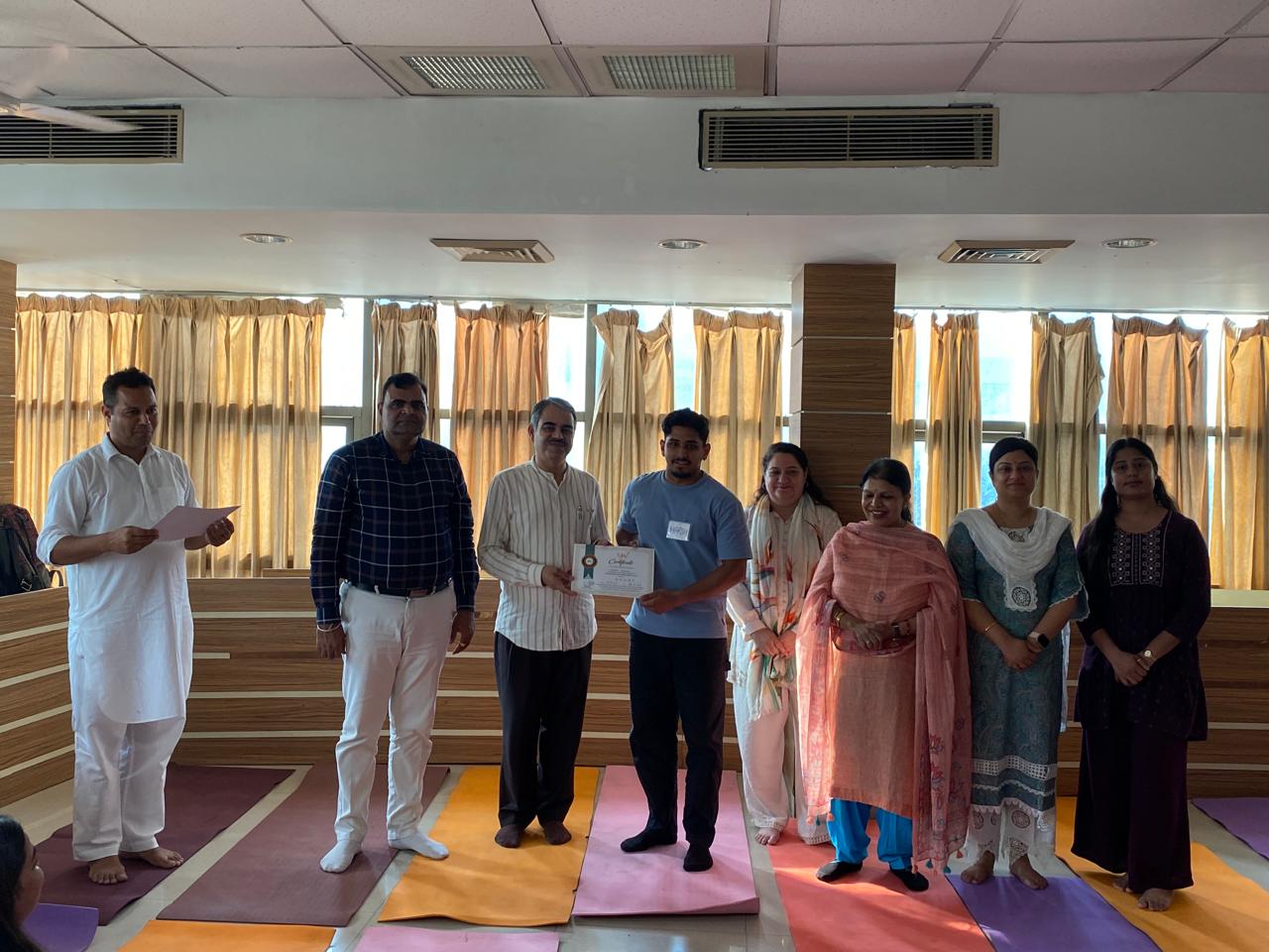 डी.ए.वी.आई.ई.टी. द्वारा विद्यार्थियों के समग्र विकास के लिए पाँच दिवसीय ‘आर्ट ऑफ लिविंग’ वेलनेस कार्यशाला का आयोजन